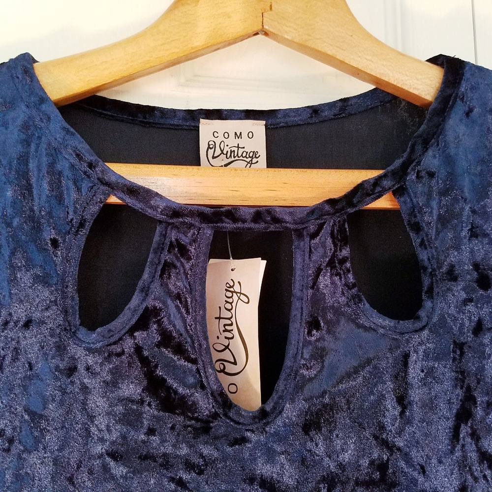 Blue velvet! NWT keyhole cutout long sleeve top